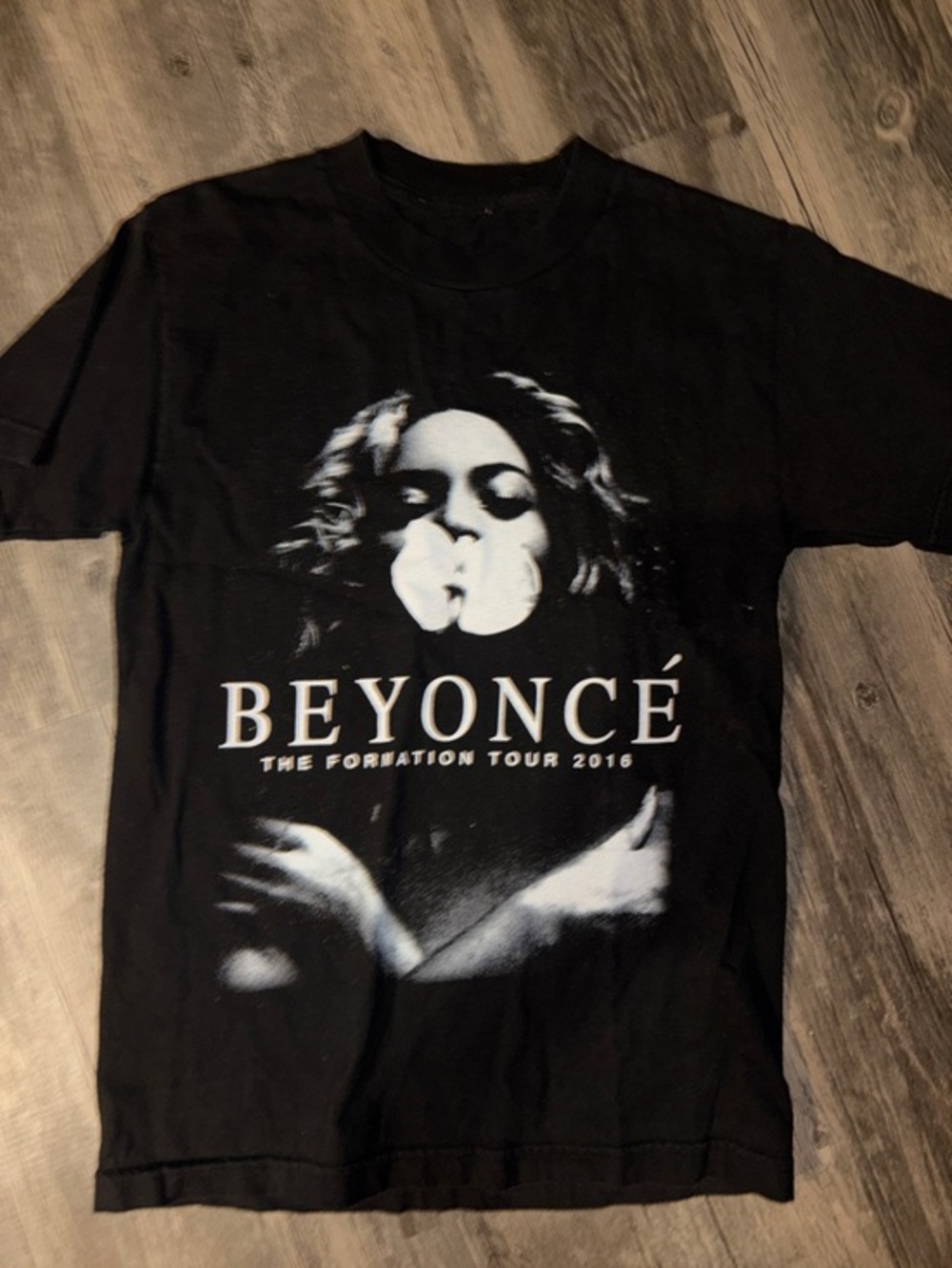 Beyoncé formation tour tee - smal